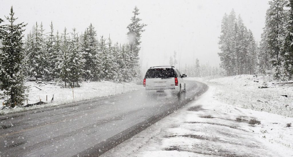 Jazda samochodem z silnikiem diesla zimą - na co zwrócić uwagę?