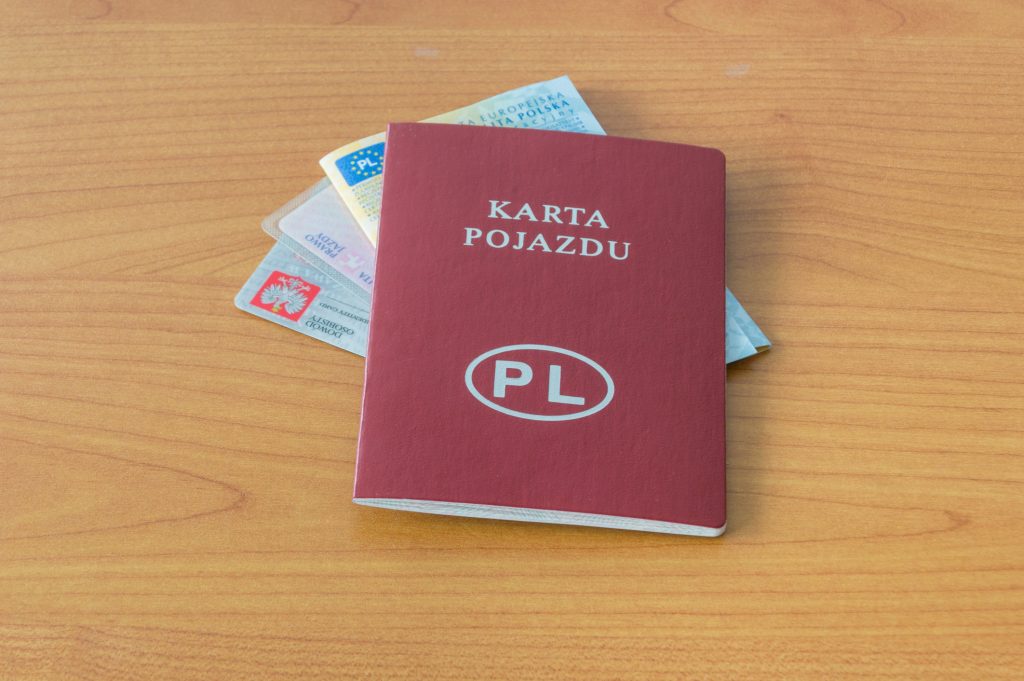 Czy Do Odbioru Dowodu Rejestracyjnego Potrzebna Jest Karta Pojazdu Karta pojazdu – czy jest potrzebna przy rejestracji? | Autoumowa.pl