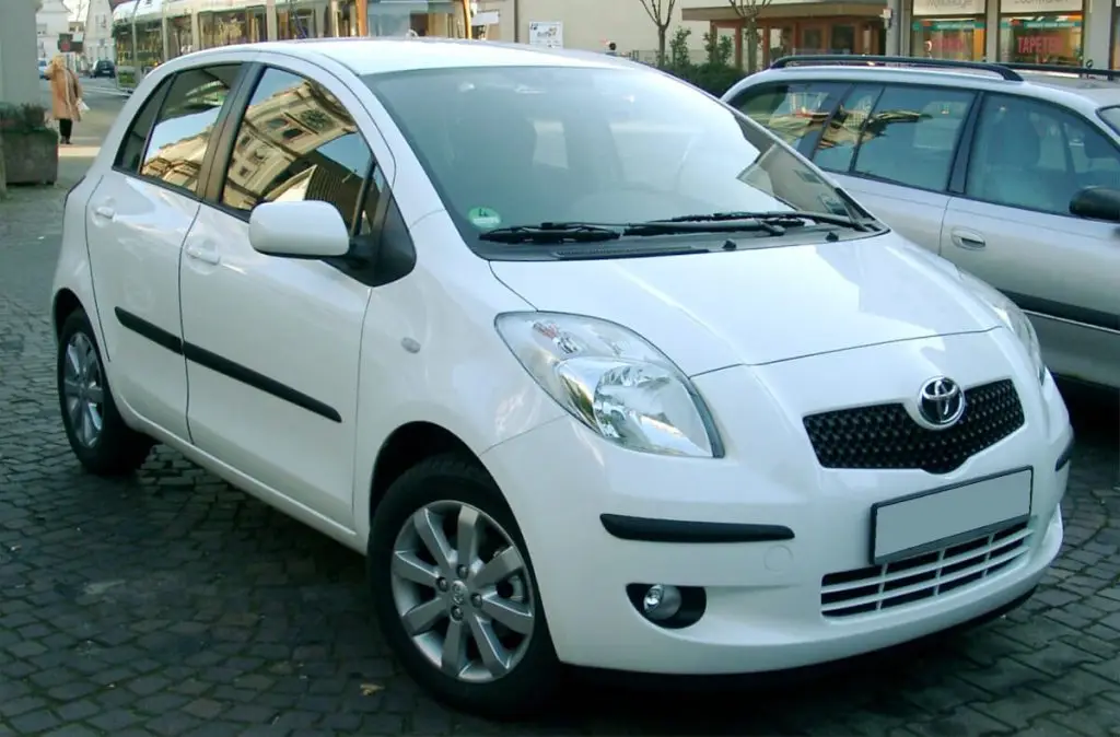 Toyota Yaris II przed liftingiem