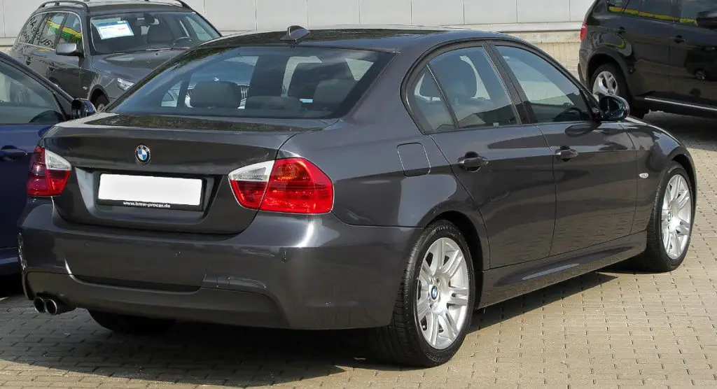 BMW serii 3 V E90 - tył
