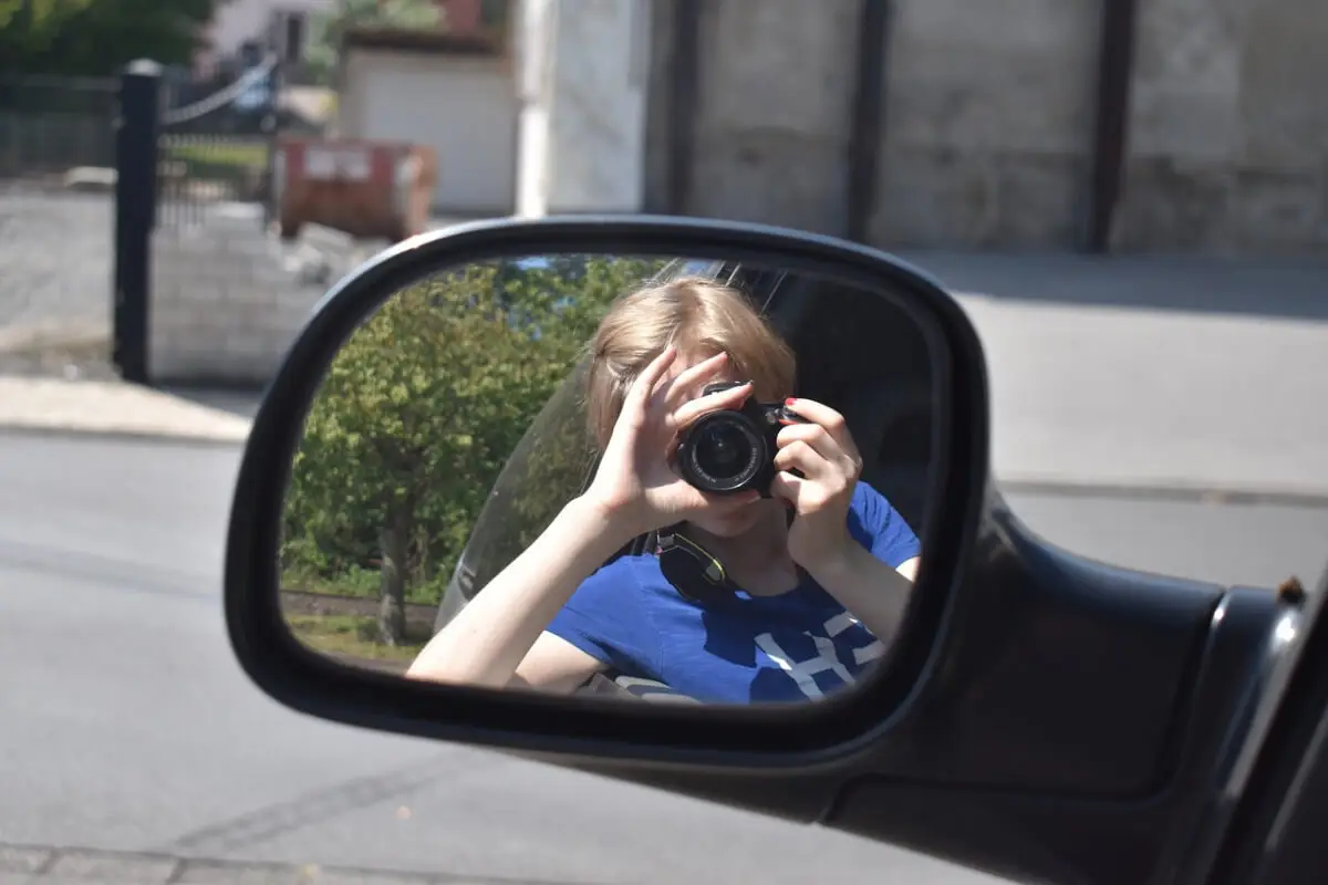 Jak zrobić zdjęcia auta na sprzedaż? Poradnik